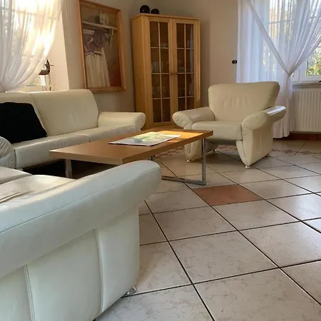 Dom Przy Lesie Nad Jeziorem * Klotyldzin